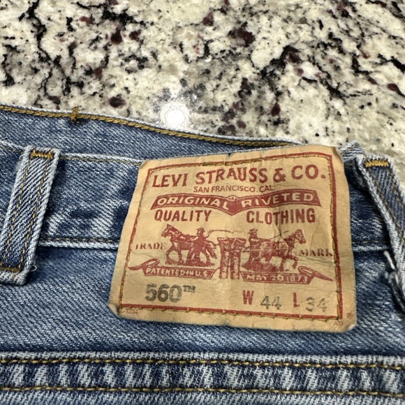 Vintage Levi's Jeans Men 44x34 Blue Denim 560 Loose Comfort Fit Straight Leg - Picture 3 of 11